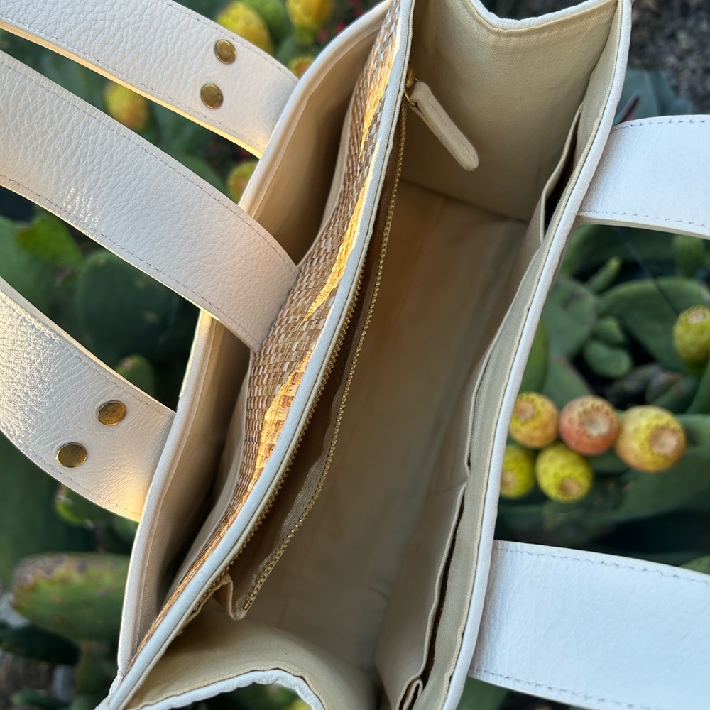 Chloe Basket Handbag - Picture 8 of 9